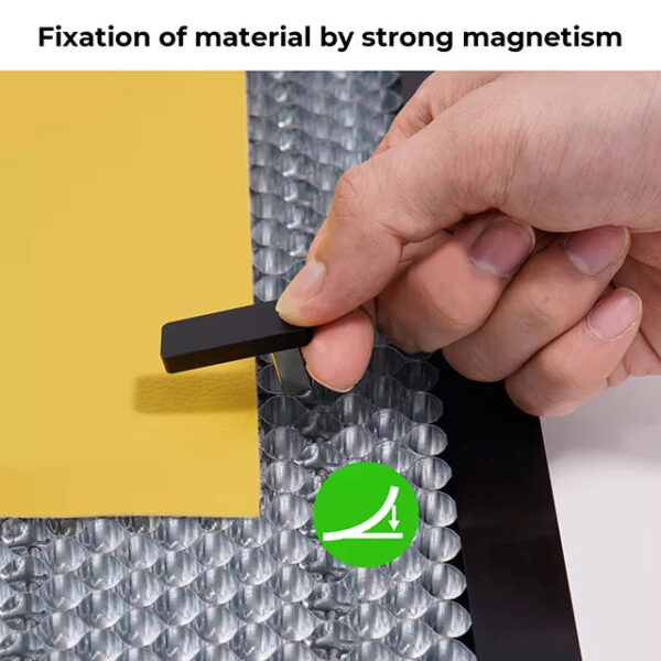 xTool-Honeycomb-Material-Pin-29260_1